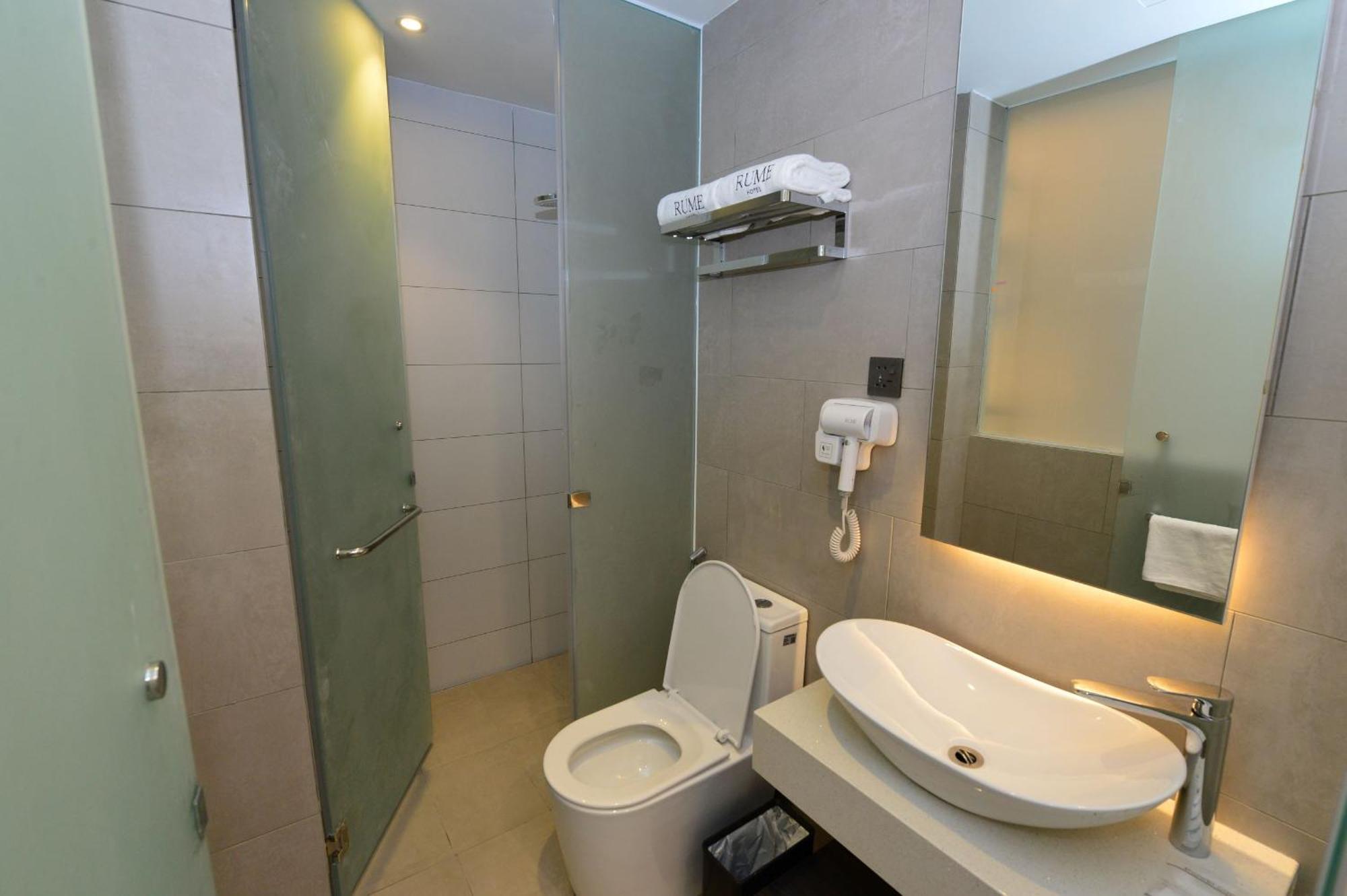 Rume Hotel Kuching Eksteriør billede